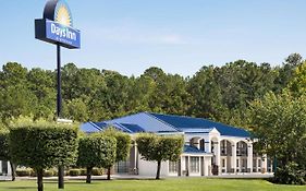 Days Inn Fulton Ms